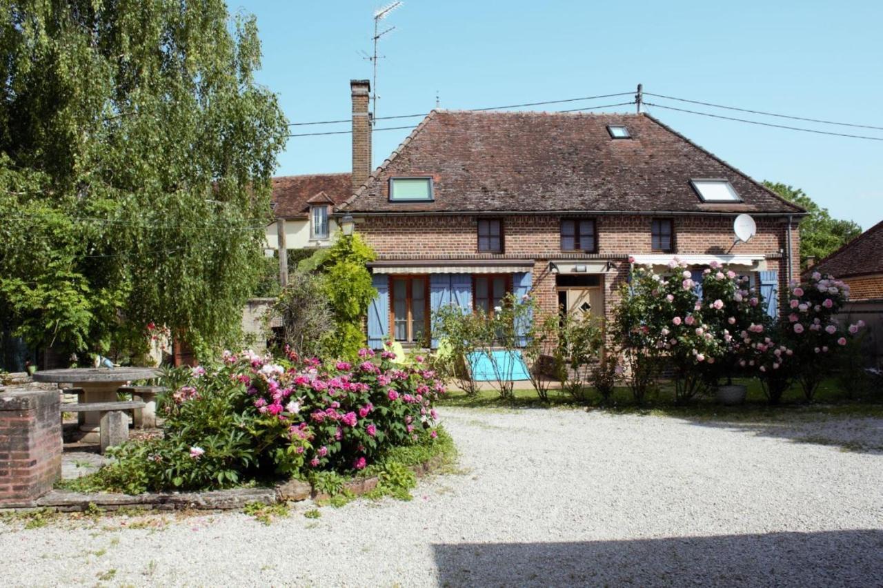Gites Famille En Othe Bouilly (Aube) Exterior foto